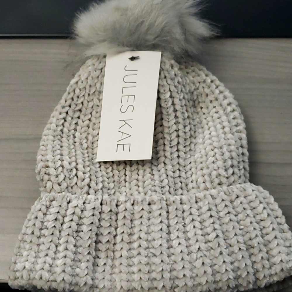 Jules Kae Pom Beanie